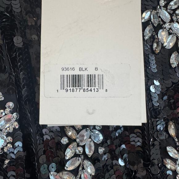 Mac Duggal Black 93616 Bishop Long Sleeve V Neck Sequin Gown Size 8 NWT - Picture 10 of 11
